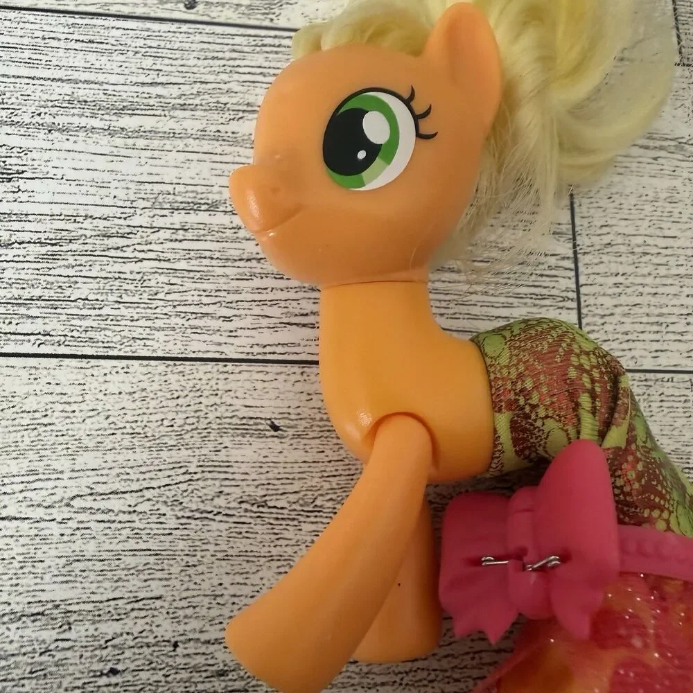 2016 MY LITTLE PONY MOVIE LAND & SEA FASHION STYLE APPLE JACK FIGURE HASBRO